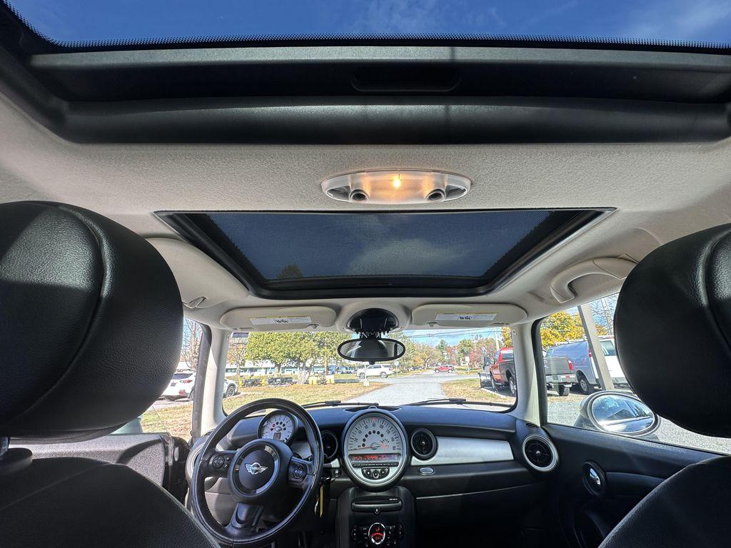 used 2013 MINI Hardtop car, priced at $5,995