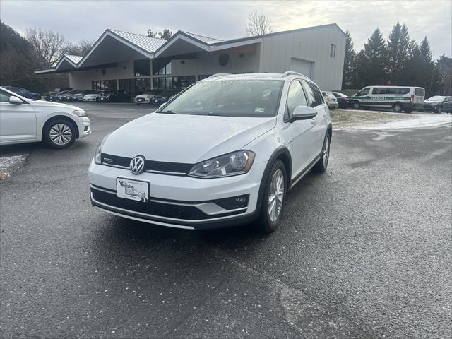 used 2017 Volkswagen Golf Alltrack car, priced at $13,895