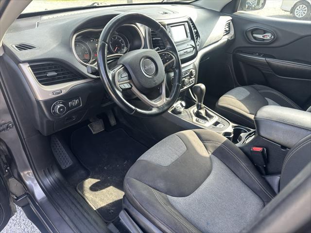 used 2014 Jeep Cherokee car, priced at $7,985