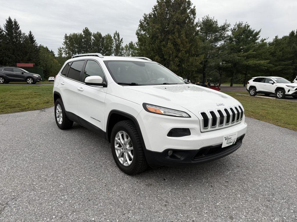 used 2015 Jeep Cherokee car, priced at $6,995