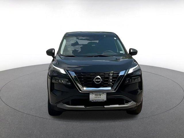 used 2023 Nissan Rogue car, priced at $21,243