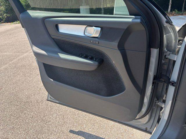 used 2024 Volvo XC40 car, priced at $25,449