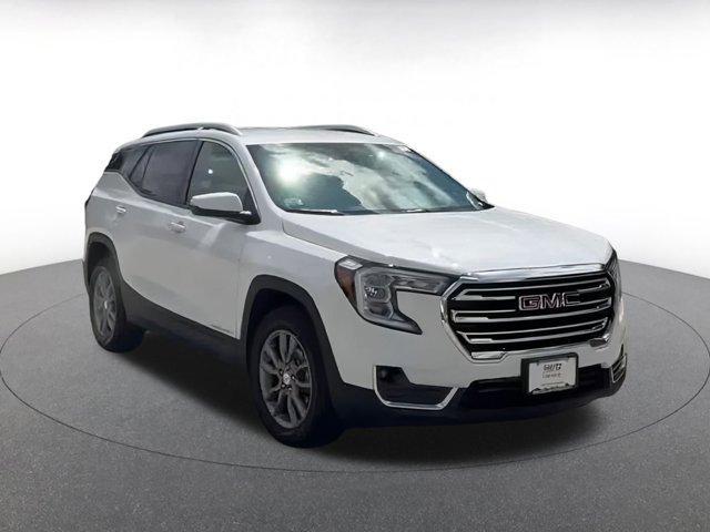 used 2024 GMC Terrain car, priced at $26,011