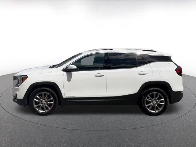 used 2024 GMC Terrain car, priced at $26,011