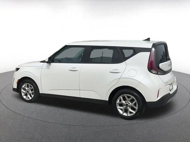 used 2023 Kia Soul car, priced at $17,254