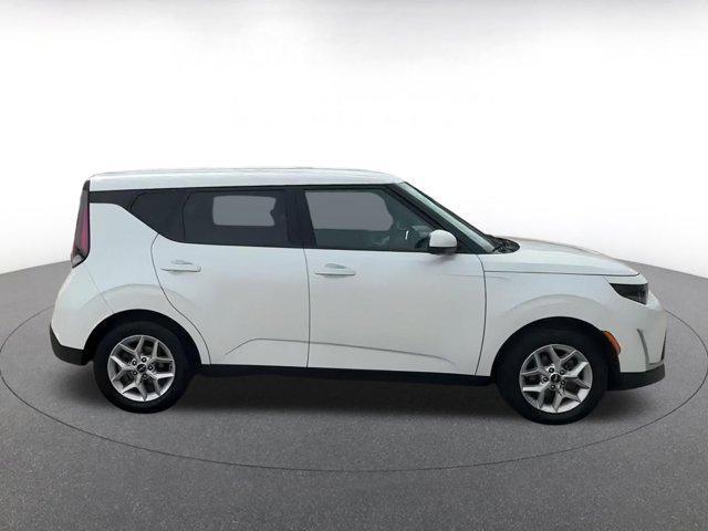 used 2023 Kia Soul car, priced at $17,254
