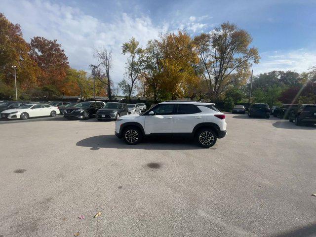 used 2025 Chevrolet TrailBlazer car, priced at $21,944