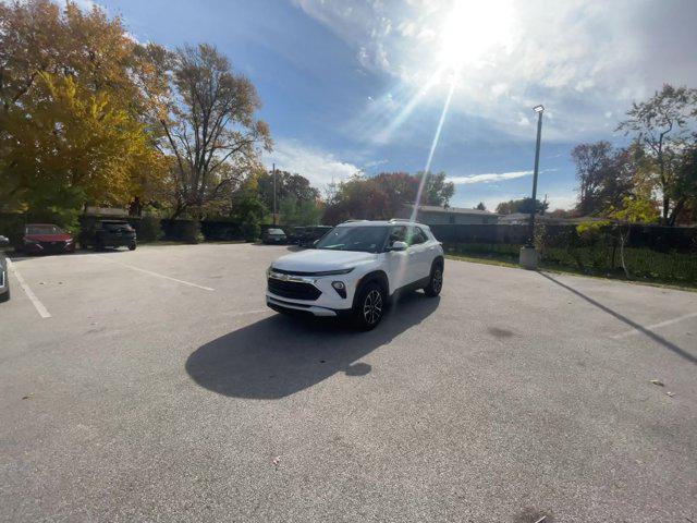 used 2025 Chevrolet TrailBlazer car, priced at $21,944