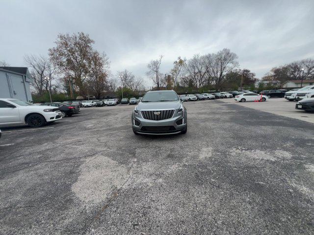 used 2023 Cadillac XT5 car, priced at $25,076