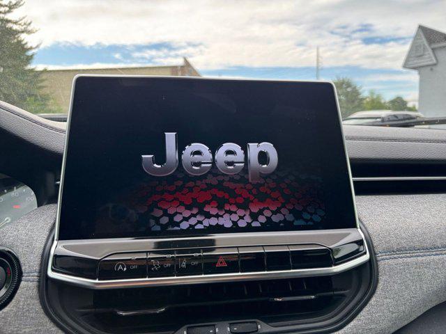 used 2023 Jeep Compass car, priced at $22,373