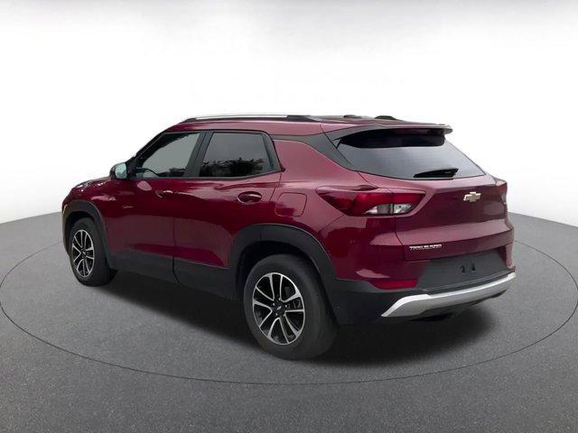 used 2025 Chevrolet TrailBlazer car, priced at $22,185