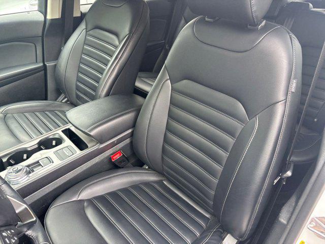 used 2024 Ford Edge car, priced at $25,404