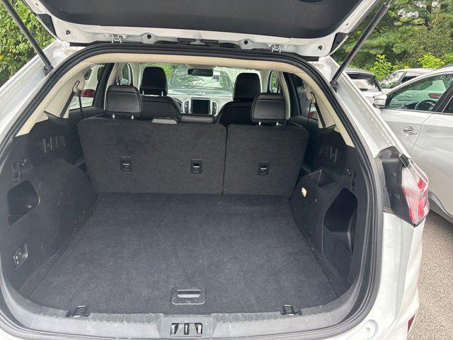 used 2024 Ford Edge car, priced at $25,404
