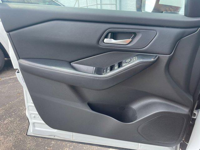 used 2024 Nissan Rogue car, priced at $22,618