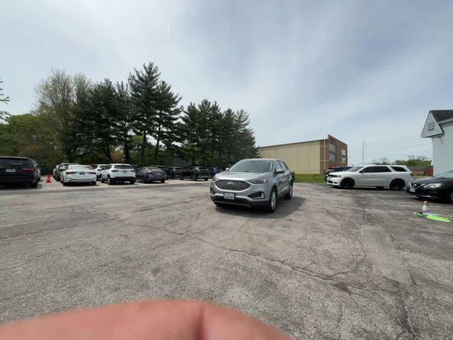 used 2024 Ford Edge car, priced at $25,148