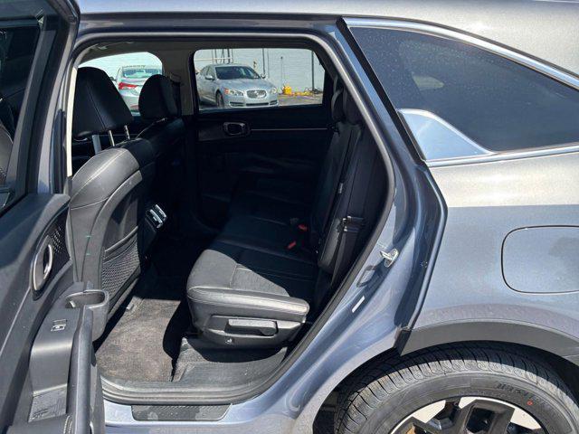 used 2024 Kia Sorento car, priced at $28,180