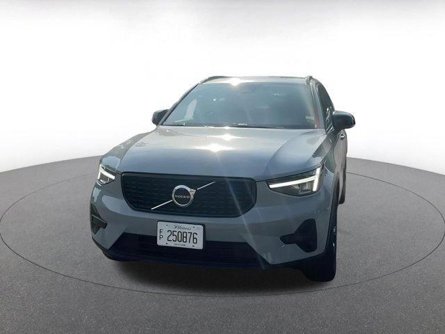 used 2024 Volvo XC40 car, priced at $27,971