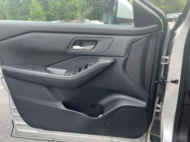 used 2024 Nissan Rogue car, priced at $23,100