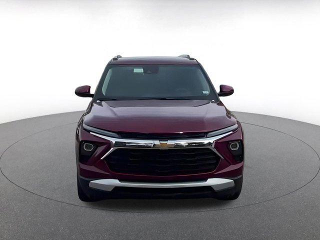 used 2025 Chevrolet TrailBlazer car, priced at $23,567