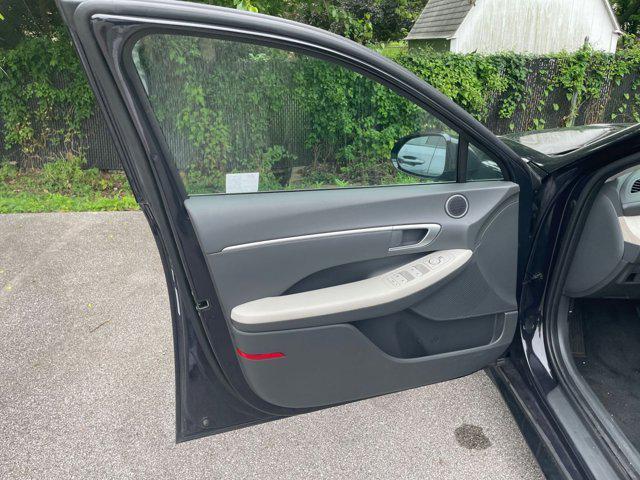used 2024 Hyundai Sonata Hybrid car, priced at $25,217