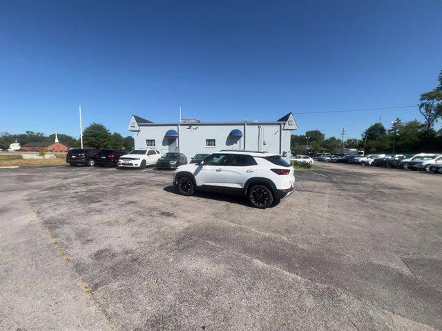 used 2023 Chevrolet TrailBlazer car, priced at $23,541