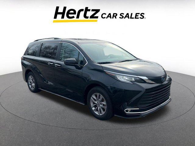 used 2023 Toyota Sienna car, priced at $39,402