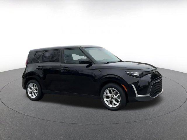 used 2024 Kia Soul car, priced at $18,319