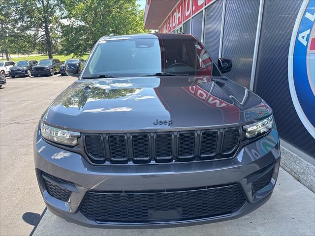used 2022 Jeep Grand Cherokee car, priced at $33,599