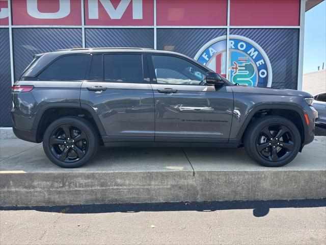 used 2022 Jeep Grand Cherokee car, priced at $33,599