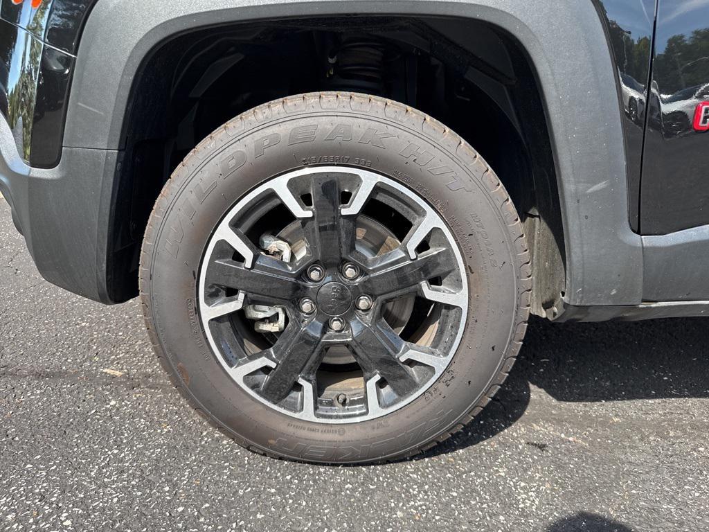 used 2023 Jeep Renegade car, priced at $25,403