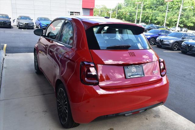 new 2024 FIAT 500e car, priced at $34,095