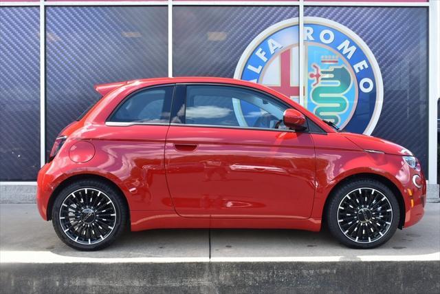 new 2024 FIAT 500e car, priced at $34,095