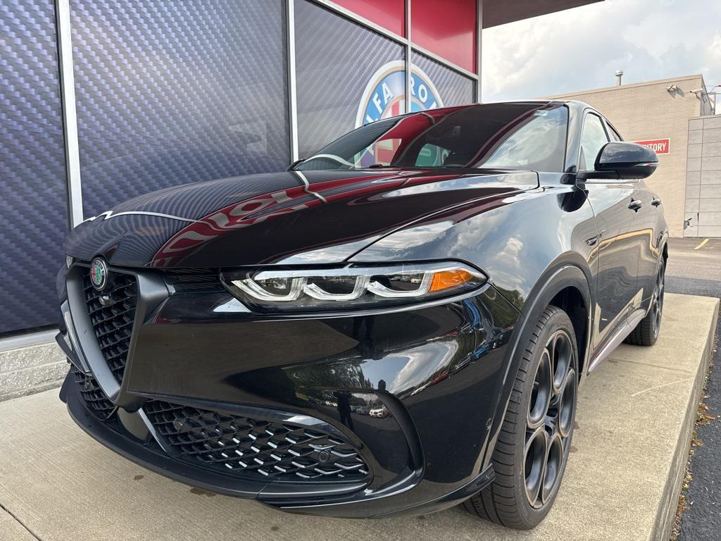 new 2025 Alfa Romeo Tonale car, priced at $53,697