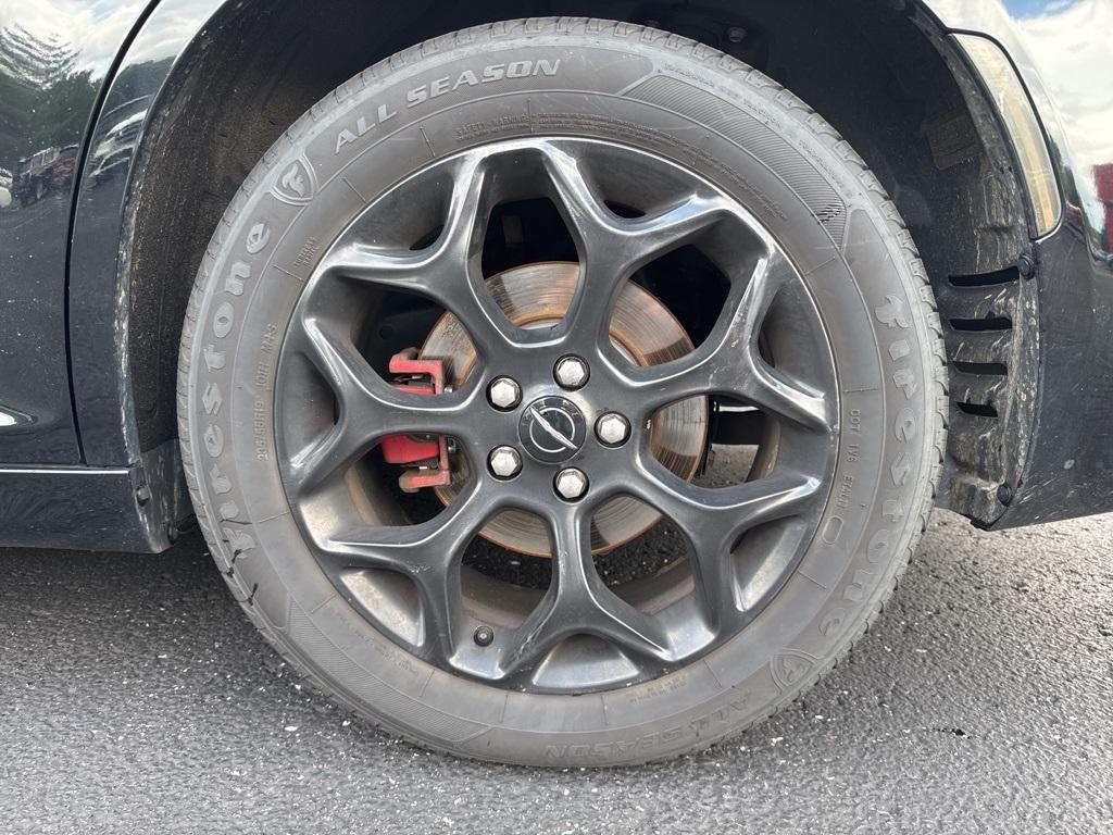 used 2018 Chrysler 300 car, priced at $18,797