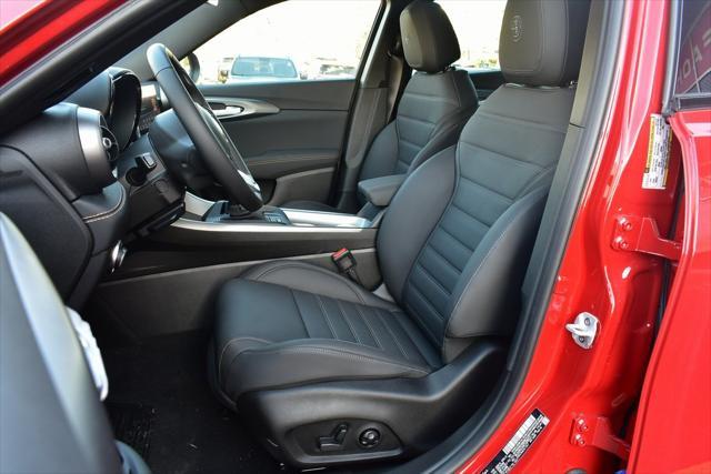 new 2025 Alfa Romeo Tonale car, priced at $53,625