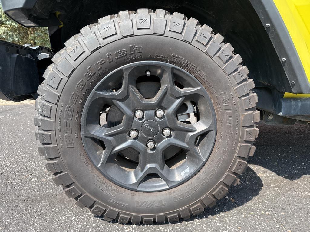 used 2023 Jeep Gladiator car, priced at $34,899