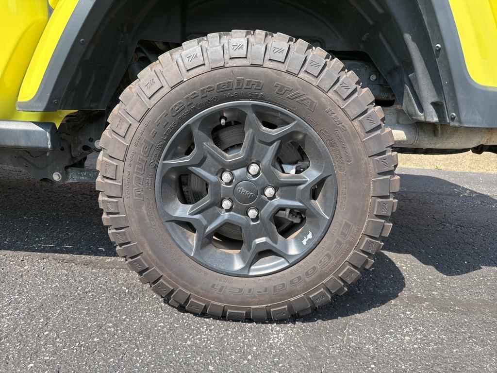 used 2023 Jeep Gladiator car, priced at $34,899