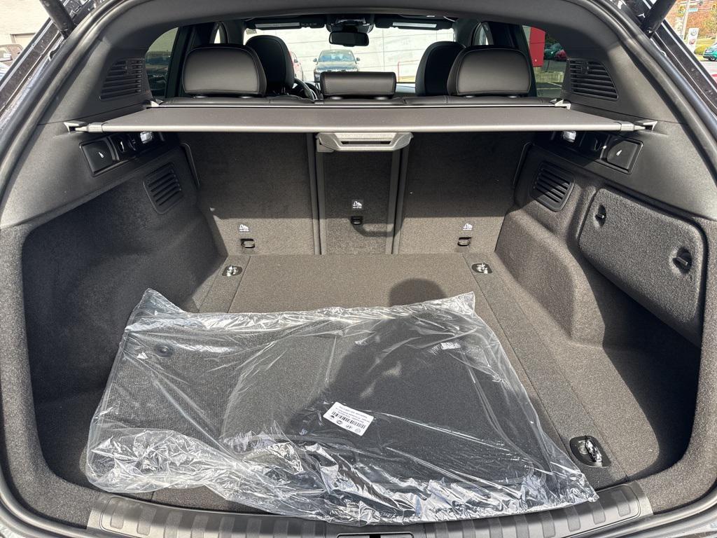 new 2025 Alfa Romeo Stelvio car, priced at $49,750