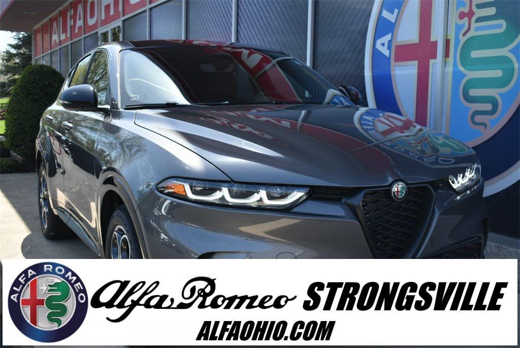 new 2025 Alfa Romeo Tonale car, priced at $48,794