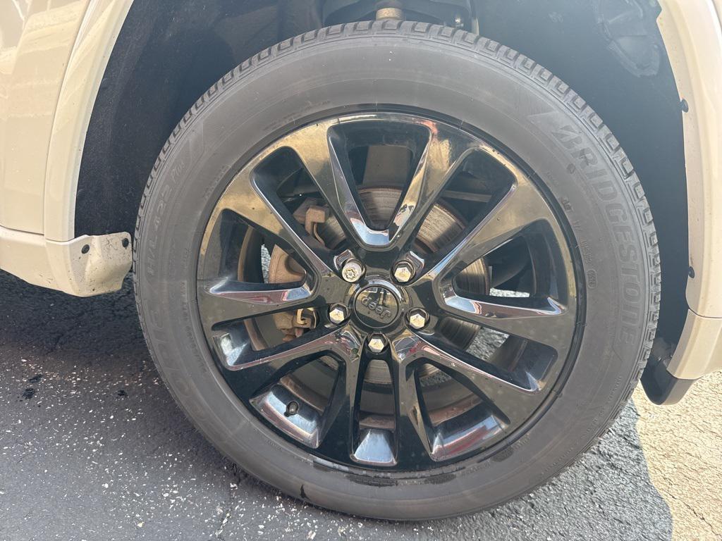 used 2020 Jeep Grand Cherokee car, priced at $24,617