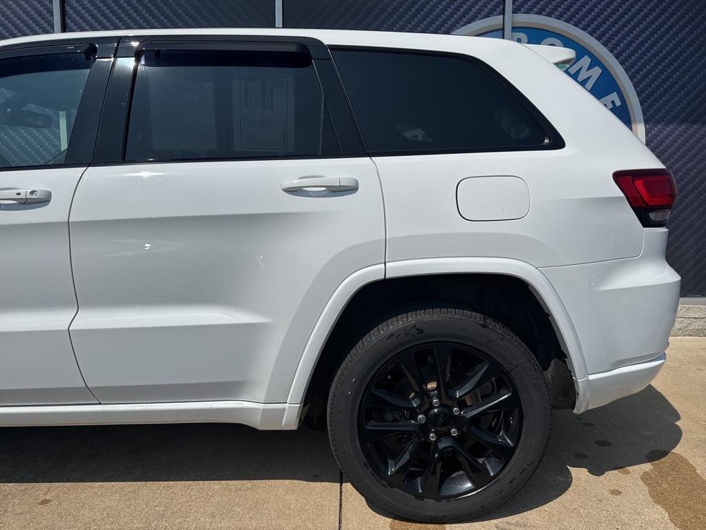 used 2020 Jeep Grand Cherokee car, priced at $24,617
