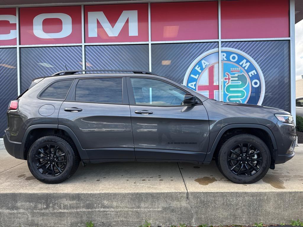 used 2023 Jeep Cherokee car, priced at $23,999
