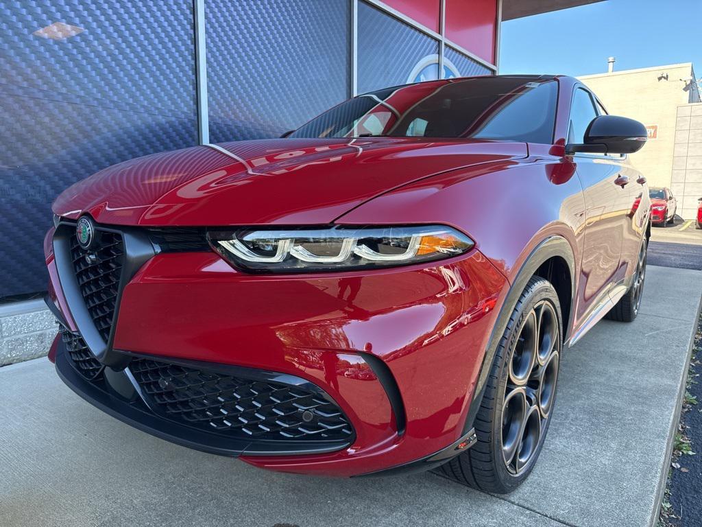 new 2025 Alfa Romeo Tonale car, priced at $53,697