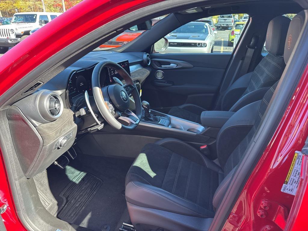 new 2025 Alfa Romeo Tonale car, priced at $53,697