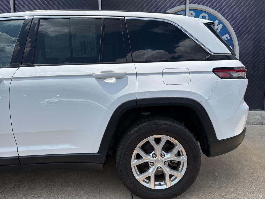 used 2023 Jeep Grand Cherokee car, priced at $28,057