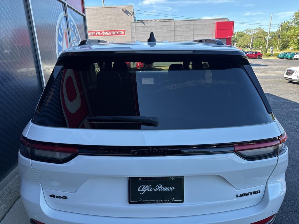 used 2024 Jeep Grand Cherokee car, priced at $34,497