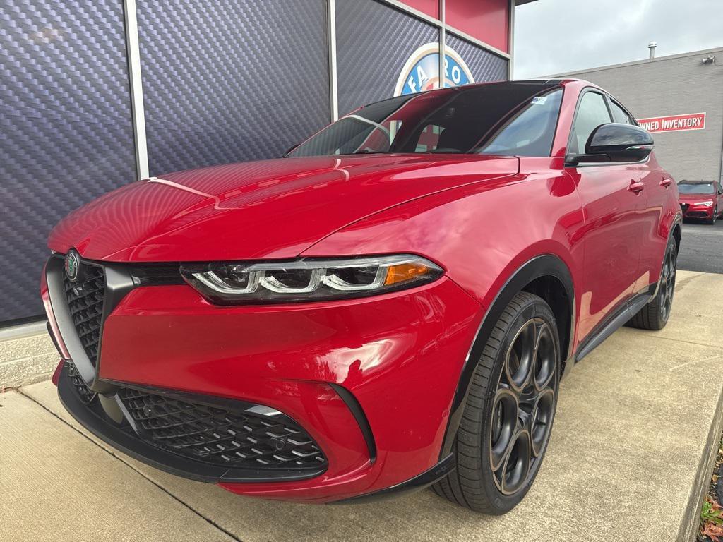 new 2025 Alfa Romeo Tonale car, priced at $53,697