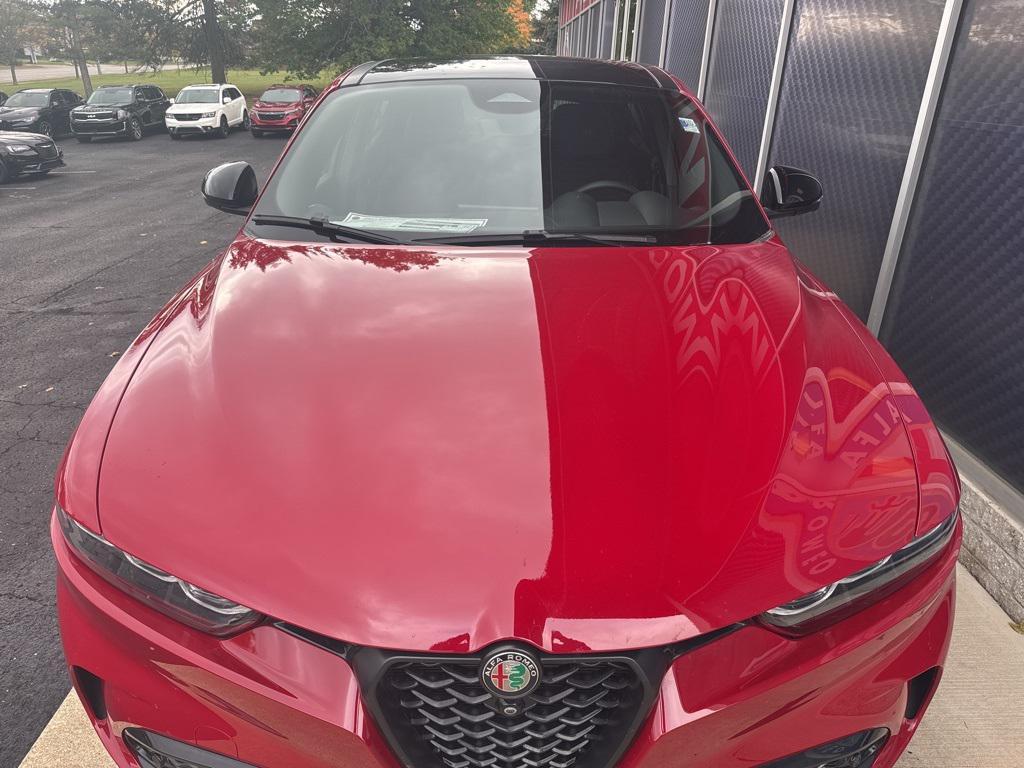 new 2025 Alfa Romeo Tonale car, priced at $53,697