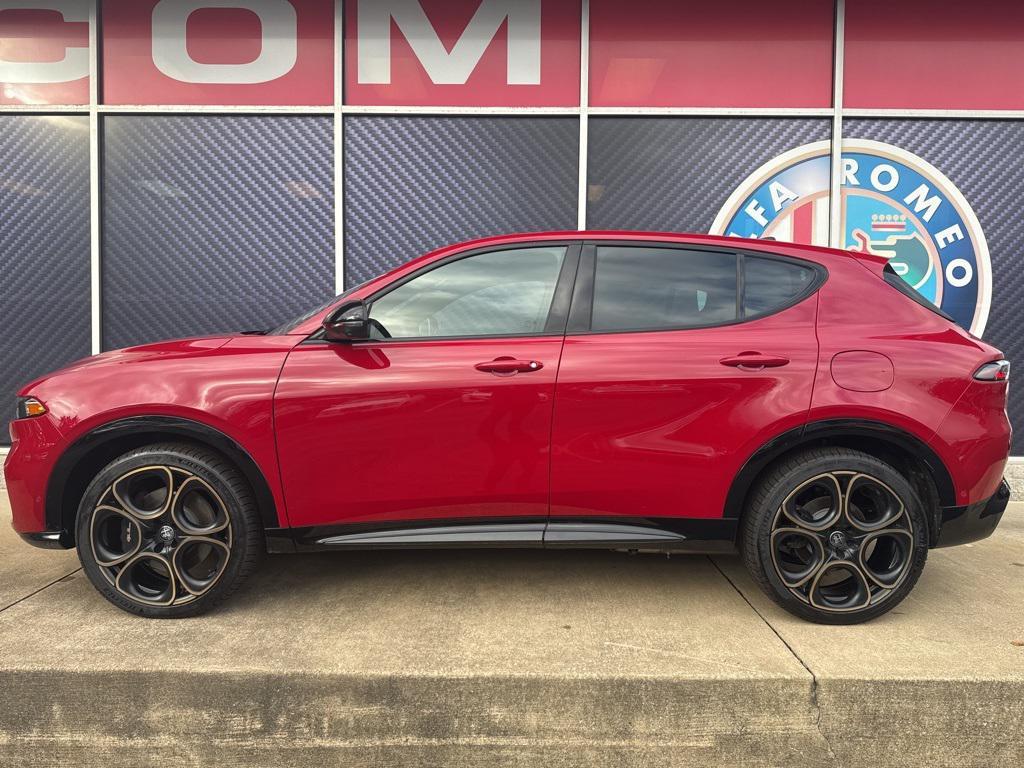 new 2025 Alfa Romeo Tonale car, priced at $53,697