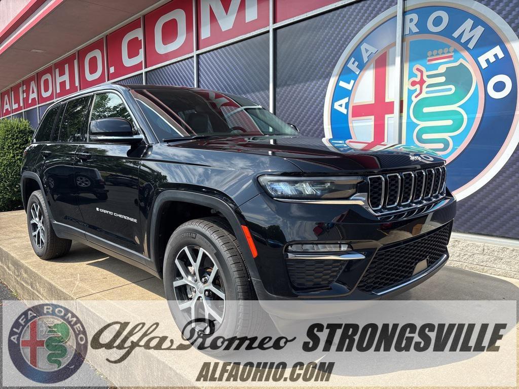 used 2024 Jeep Grand Cherokee car, priced at $40,706